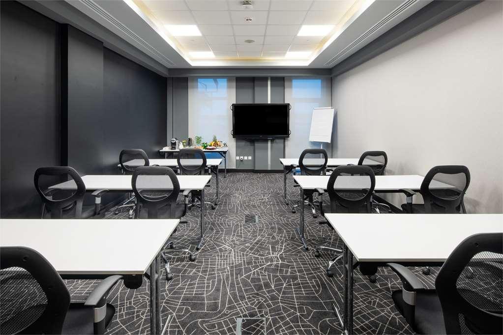 Park Inn By Radisson Jubail Industrial City Servizi foto
