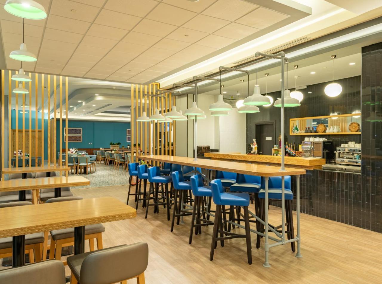 Park Inn By Radisson Jubail Industrial City Esterno foto