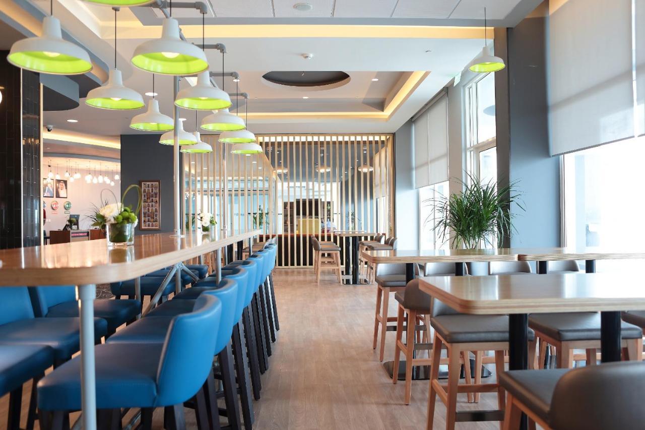 Park Inn By Radisson Jubail Industrial City Esterno foto