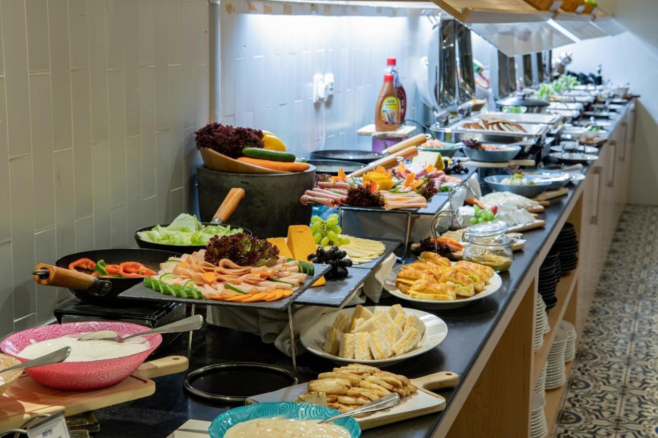 Park Inn By Radisson Jubail Industrial City Esterno foto