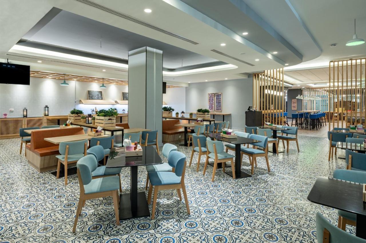 Park Inn By Radisson Jubail Industrial City Esterno foto
