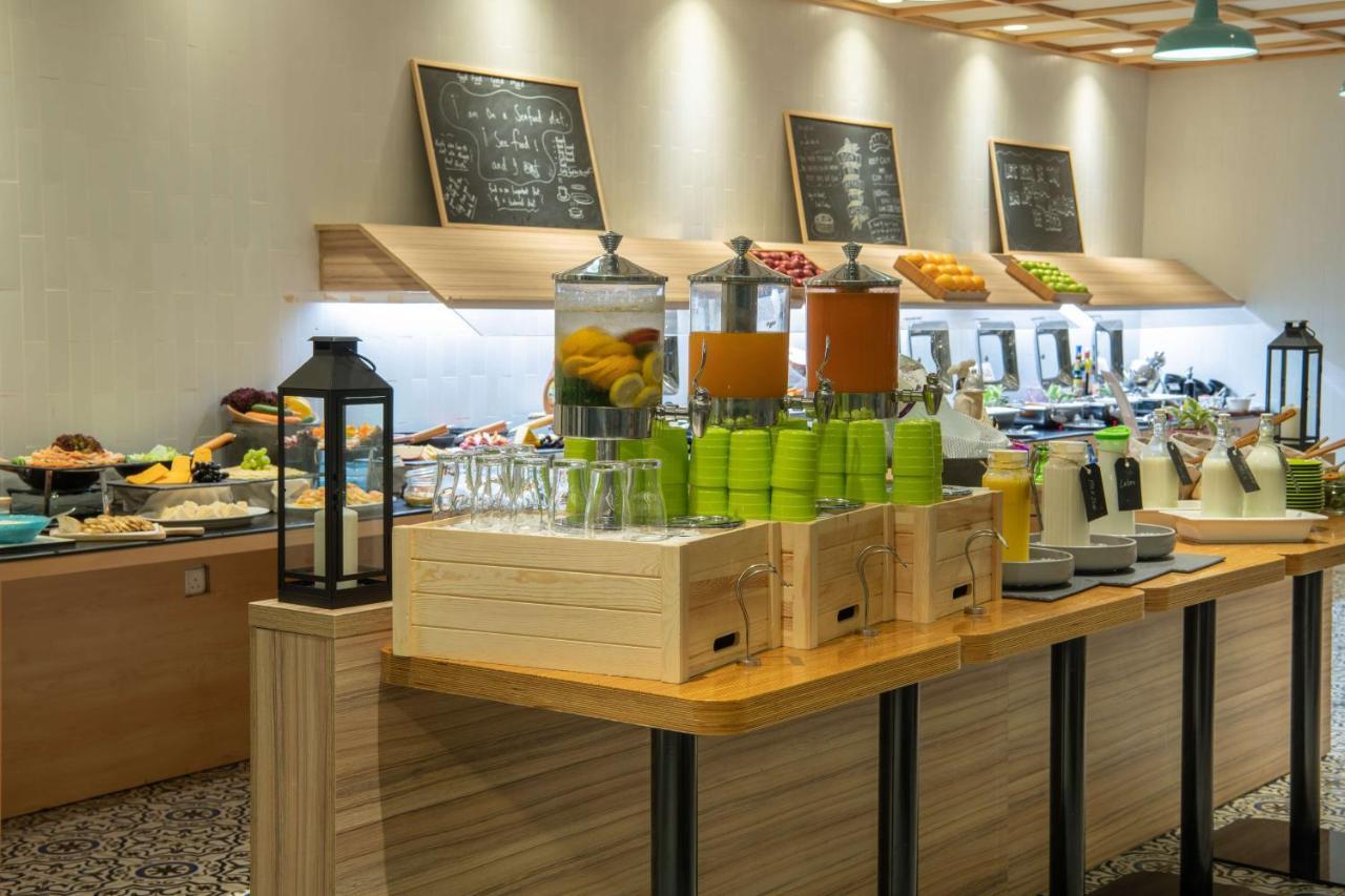 Park Inn By Radisson Jubail Industrial City Esterno foto