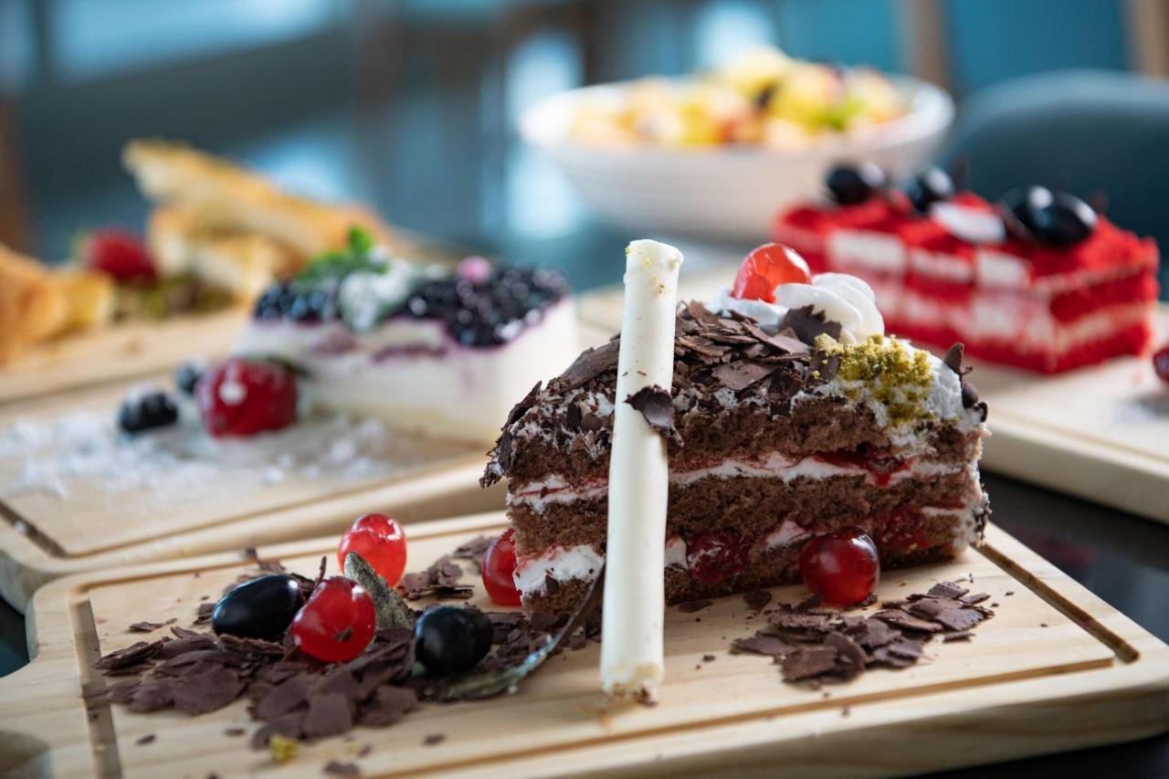 Park Inn By Radisson Jubail Industrial City Esterno foto